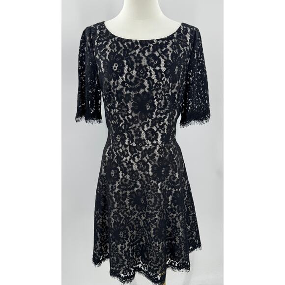 Banana Republic Black Lace Dress 8 Short Sleeve Fit Flare Knee Length Medium - Picture 1 of 10